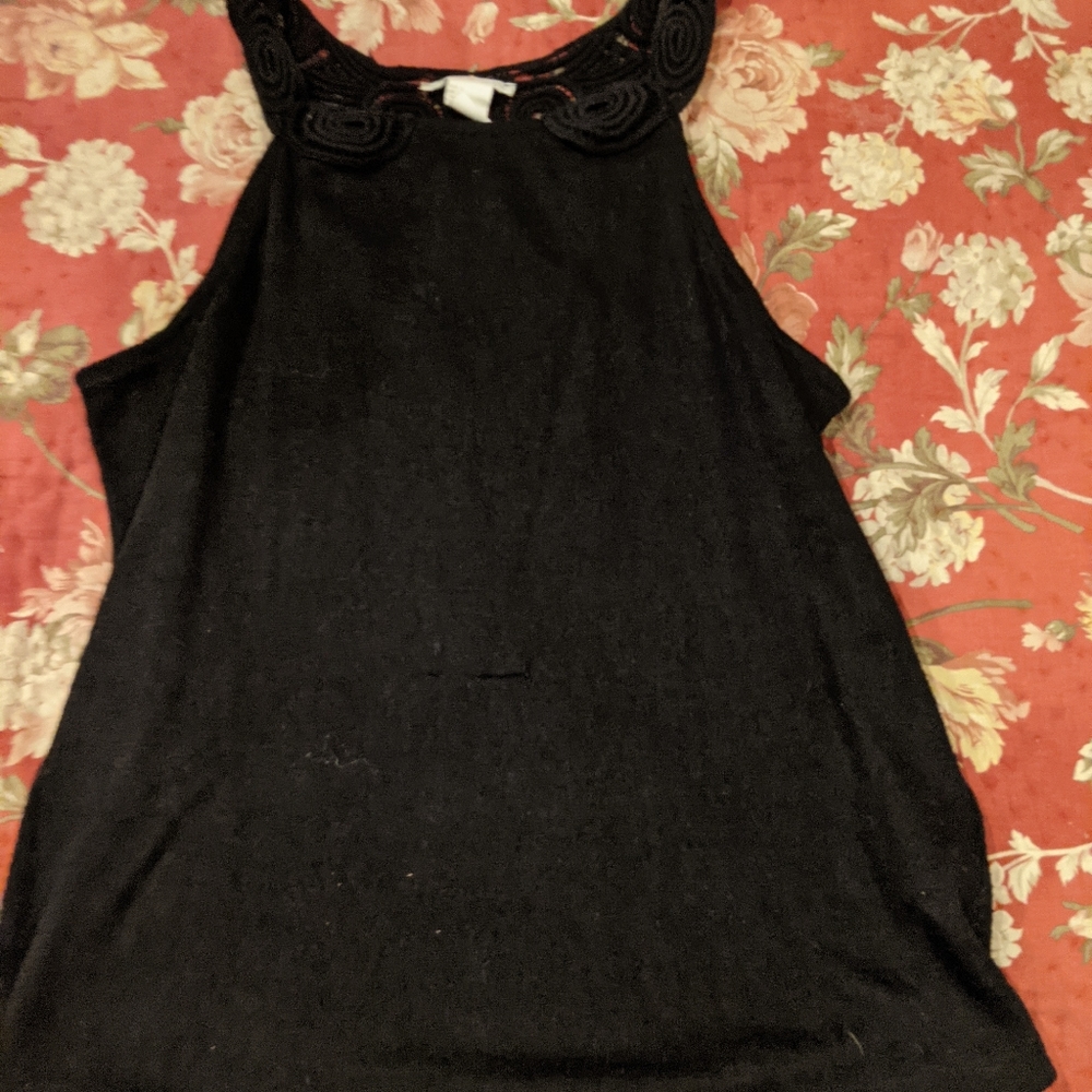 Black tanktop